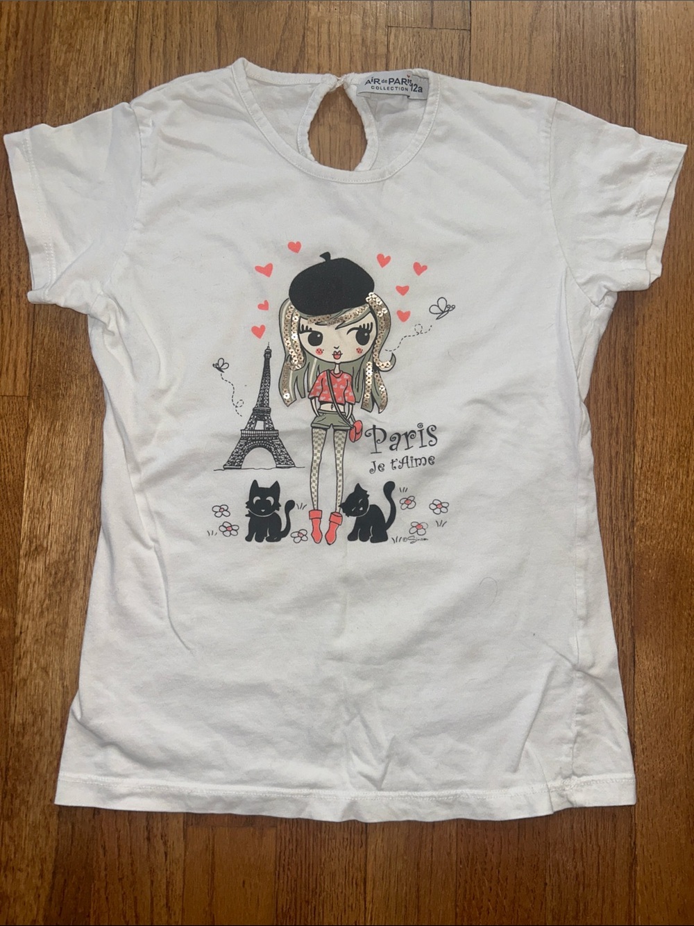 Plaisir De Paris Graphic Tee with Heart Accents - White size XS